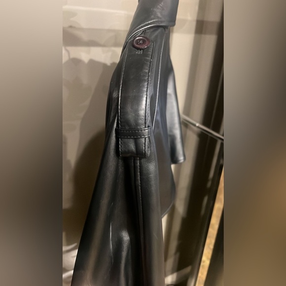 2nd day EURO (Scandinavian) Black Genuine Leather Trench Coat - Picture 3 of 6